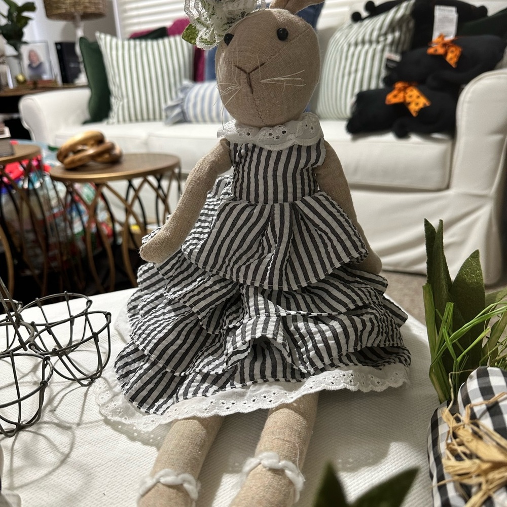 Easter Decor!!! - Picture 4 of 5